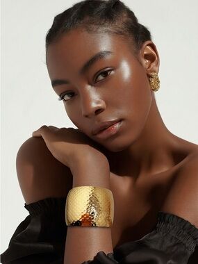 Banana Republic Gold Tone Hammered Cuff Bracelet